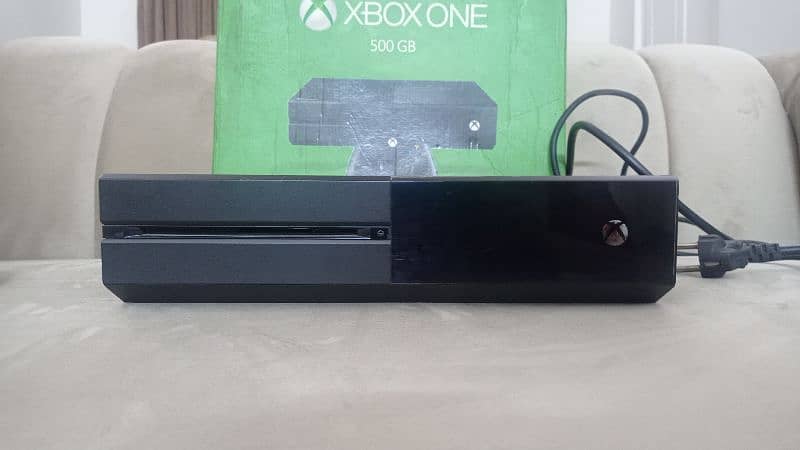 xbox one 500gb 6 games installed 0