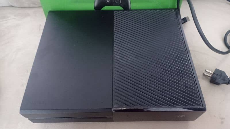 xbox one 500gb 6 games installed 1