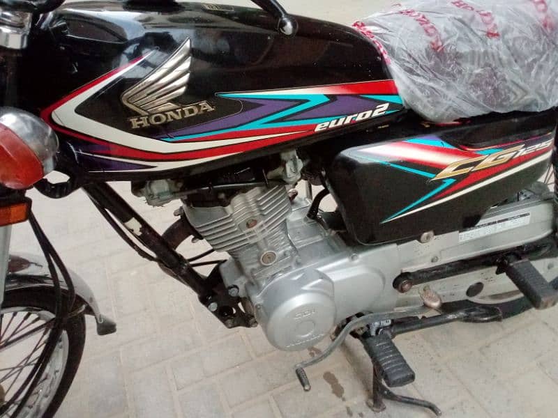 Honda 125 Hyderabad number 19 model 0