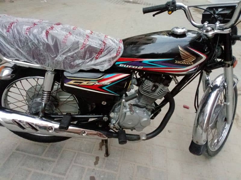 Honda 125 Hyderabad number 19 model 7