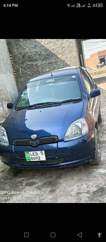 Toyota Vitz 2000 1