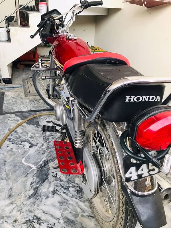 Honda 125 7