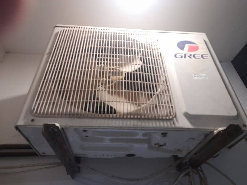 Gree 1.5 ton G10 inverter 2