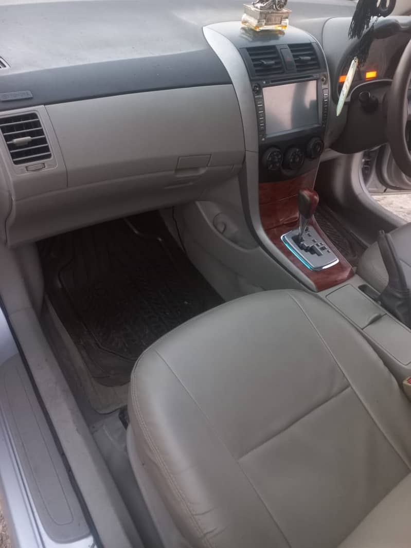 Toyota Altis 1.8L  2010 6