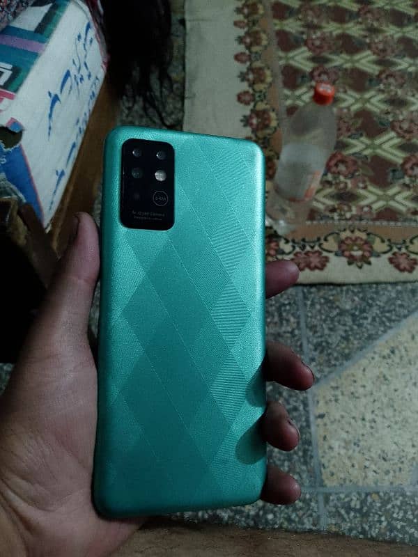 I sell mu infinix phone note 8i only camera Mai aik dot hai 1