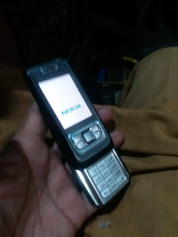 Nokia Symbian E65 2