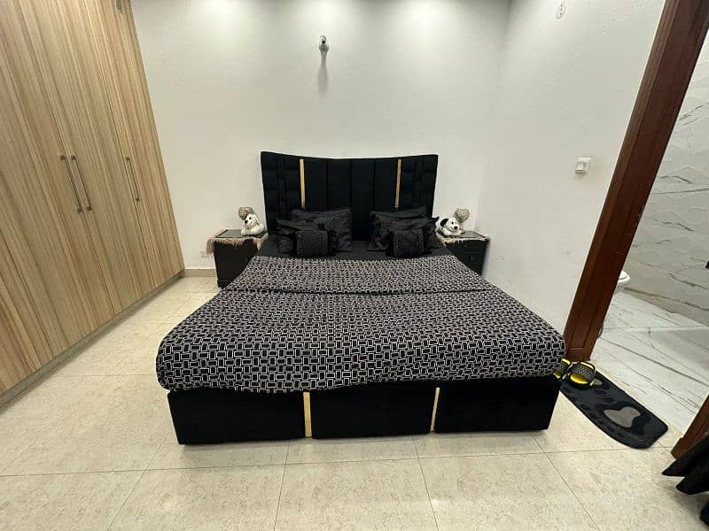 king size bed without mattress 2