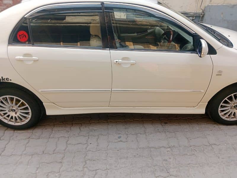 Toyota Corolla Altis 2005 9