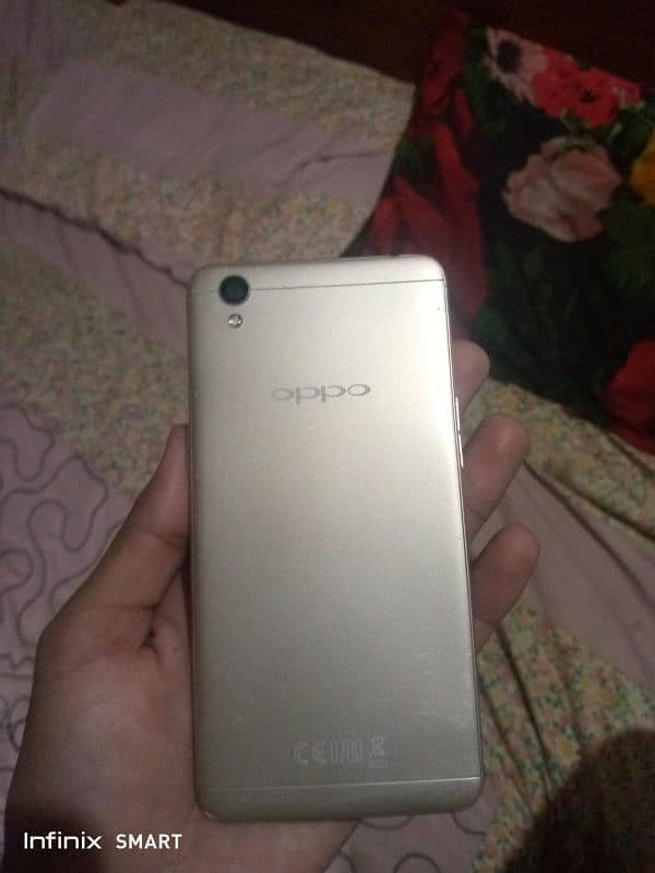 Oppo A37 1