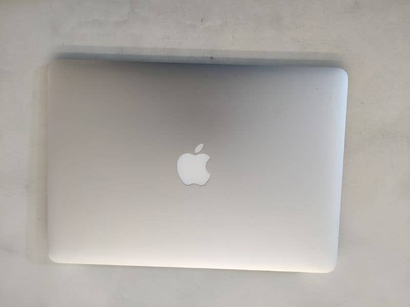 MacBook Air i5 2017 8Gb/256Gb 1