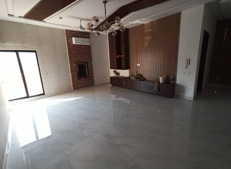 1 Kanal House for Rent in DHA Lahore Phase 6 Near City School 8