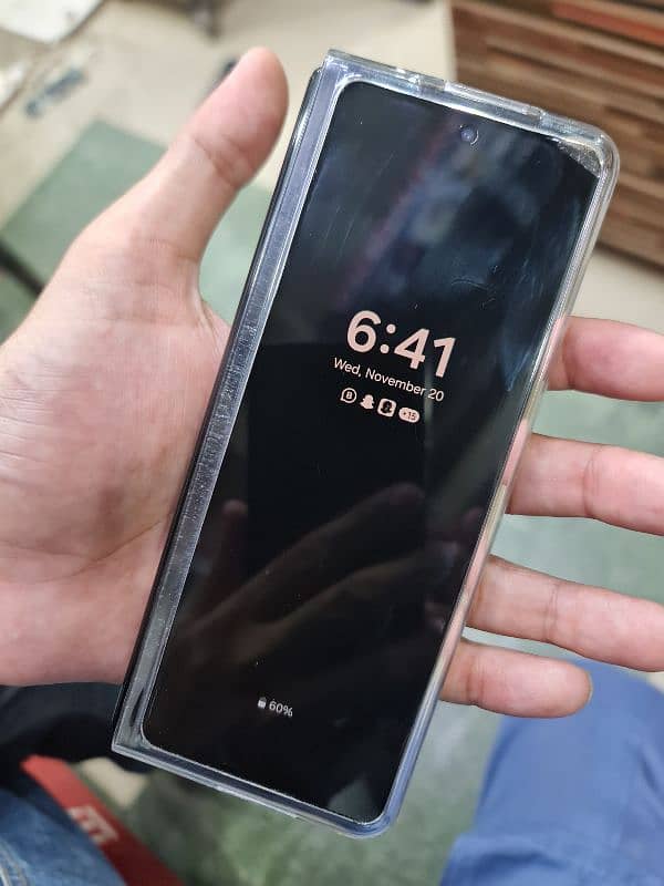 Samsung Fold 3 non pta inside play kharab hai baki OK hai 0