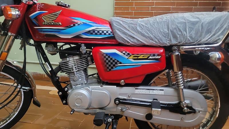 honda 125 2024 brand new cindition urgent sale     serious buyer 0