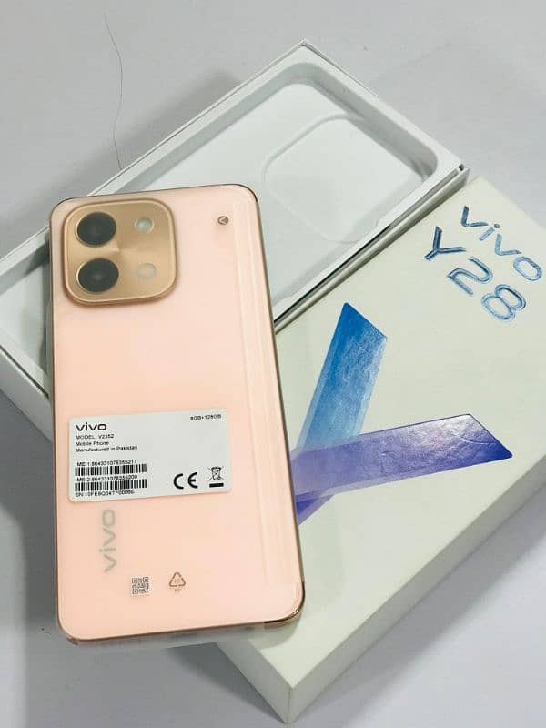 vivo y28 8/128 just box open urgent sale 2