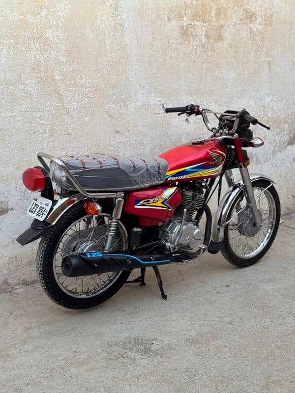 Honda 125 2019 Model 3