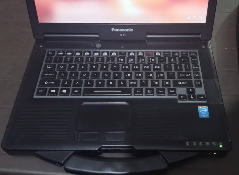 8/500 GB PANASONIC LAPTOP + OFFICIAL CHARGER+ BEG 17