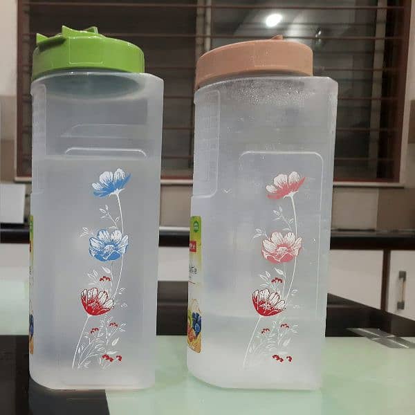 Imported Plastic water bottles for kitchen 0