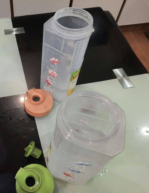 Imported Plastic water bottles for kitchen 5