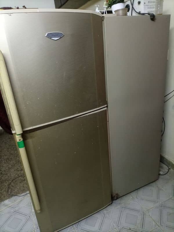 Haire Fridge for sale 0