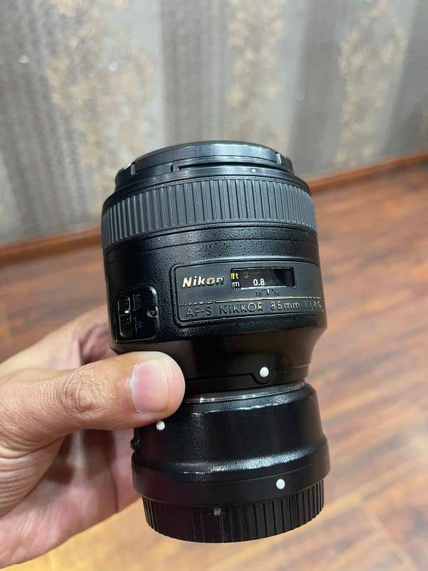 Nikon lense 85mm f1.8 G with FTZ adopter 5