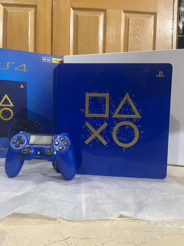 PS4 SLIM LIMITED EDITION 500 GB 5