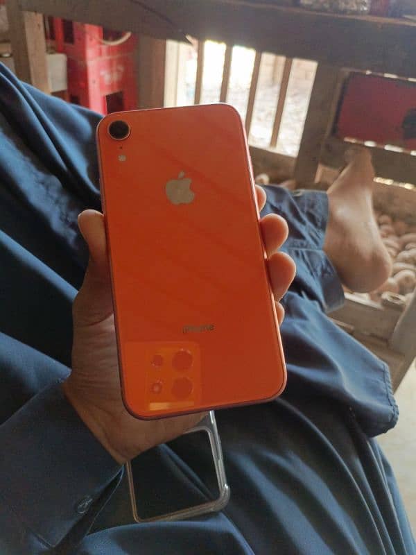 IPHONE XR 128GB 3