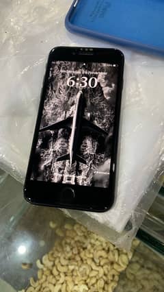 Iphone se2020 sale or exchange 03185146868