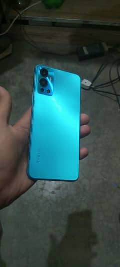 Infinix hot 12