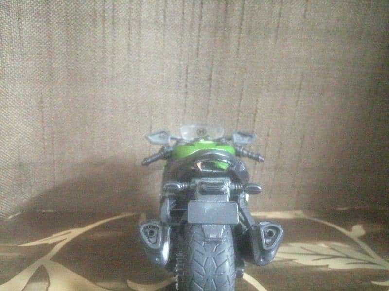 Kawasaki H2R 2