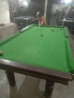 4,5 by 9 Feet Snooker table for sale just 35000