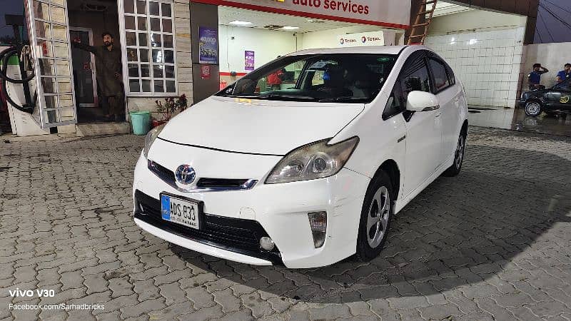 Toyota Prius 2013 5