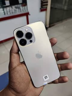 iPhone 13 pro 256gb 4 month same time 03464561048 call my WhatsApp