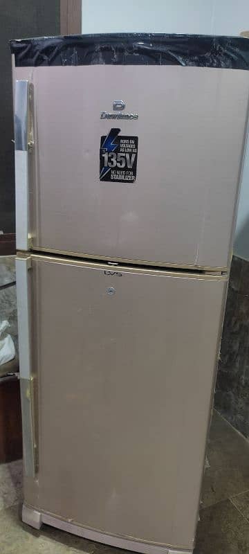 DAWLANCE REFRIGERATOR MEDIUM SIZE 0