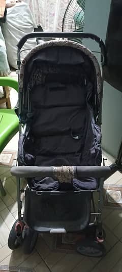 Pram for sale 5000 only