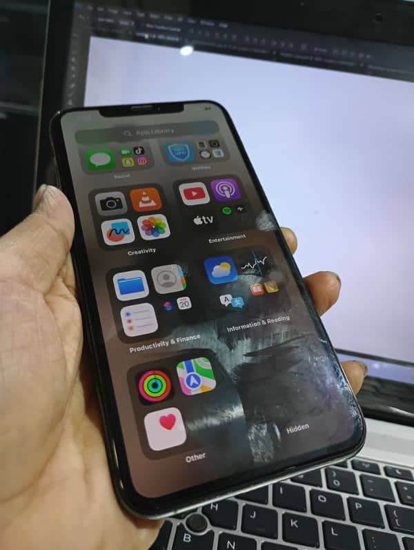 iPhone xs Max 64 gb non PTA (factory unlock) 3