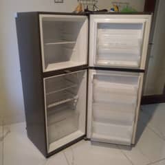 haier medium size fridge