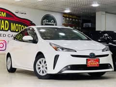 Toyota Prius 2021