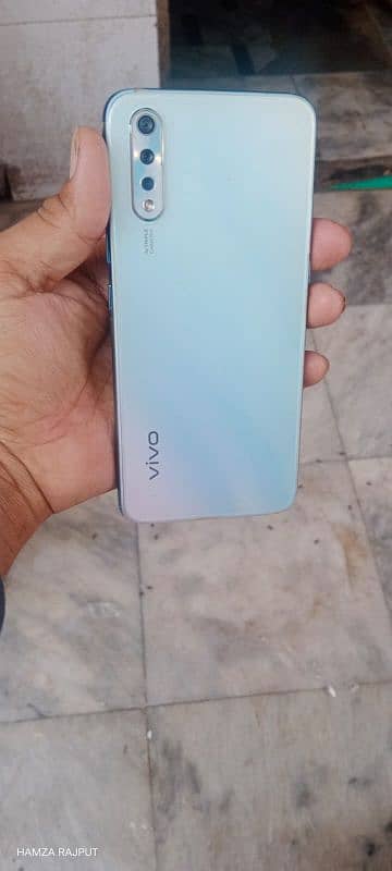 vivo s1 1