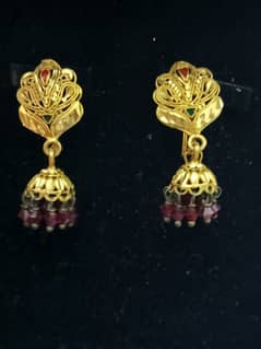 Gold earrings for Sale