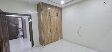 5marla upper portion available for rent in jubilee town Lahore