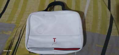 Its Tommy Hilifiger brand bag "Tommy Girl"