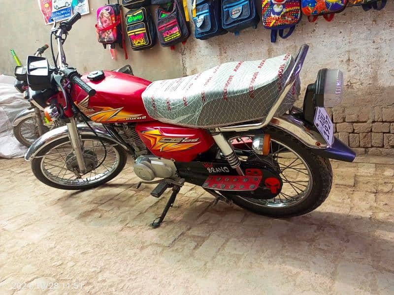 Honda 125 2021 model 3