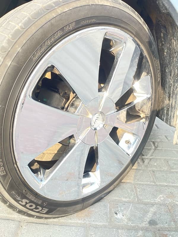 18”  4 NUT RIMS WITH LOW PROFILE TYRES 1