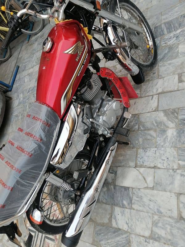 Honda 125 special edition 1