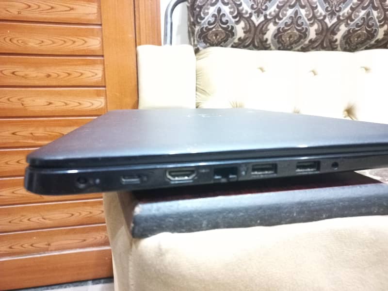 Dell Latitude 3500, i5 8th gen, 8GB RAM, 256GB SSD, 15.6 Screen FHD 4