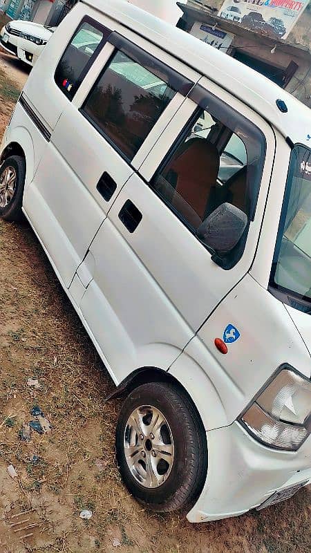 Isuzu Other 2017 2