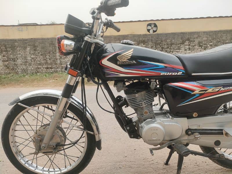 Honda CG 125 Model 2019 3