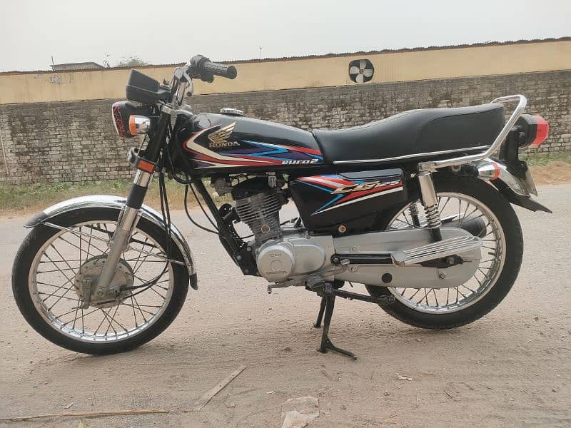 Honda CG 125 Model 2019 12