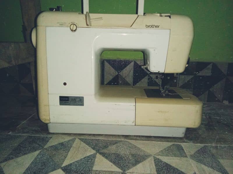 Electric Sewing machine 4