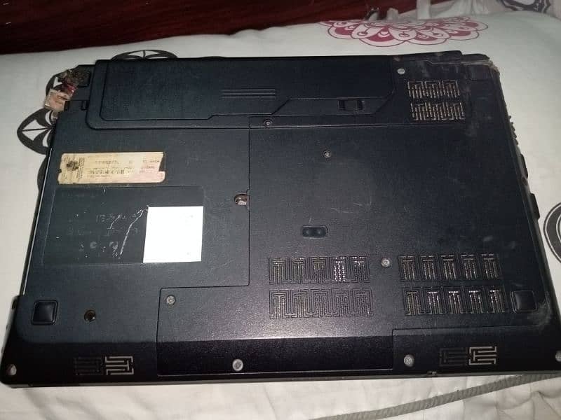 LAPTOP (NEED REPAIR) 3